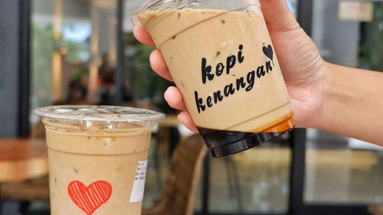Franchise Kopi Kenangan: Simulasi Keuntungan Per Bulan