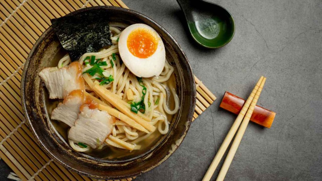 Franchise Ramen Bajuri:Syarat dan Biaya Awal yang Disiapkan