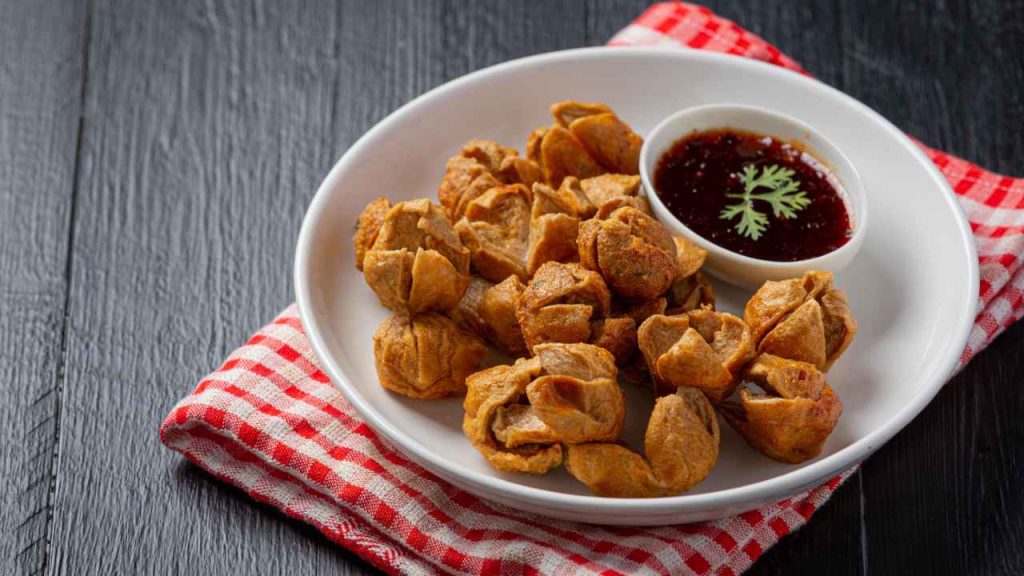Franchise bakso goreng viral omzet jutaan per bulan